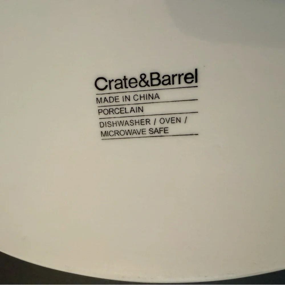 CRATE & BARREL BAKING DISH WHITE PORCELAIN OVAL HOME KITCHEN BAKEWEAR